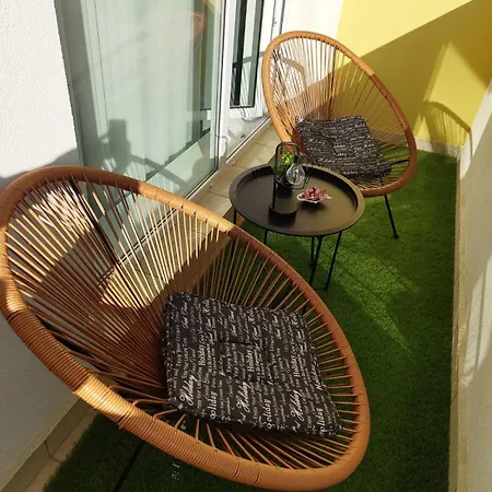 Flh - Coresi - Balcony & Free Parking Near Coresi Mall Braşov