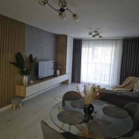 Flh - Coresi - Balcony & Free Parking Near Coresi Mall Appartement