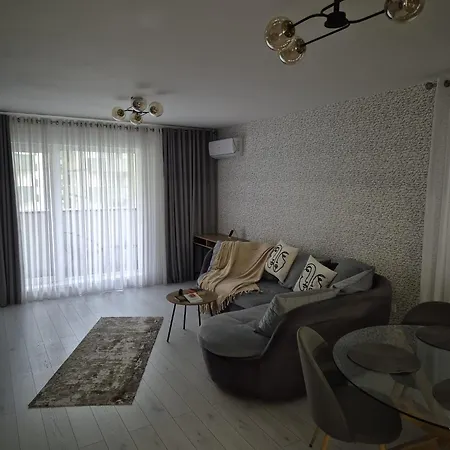 Flh - Coresi - Balcony & Free Parking Near Coresi Mall * Brașov