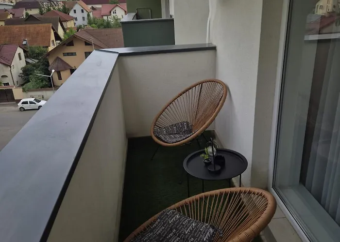 Flh - Coresi - Balcony & Free Parking Near Coresi Mall *