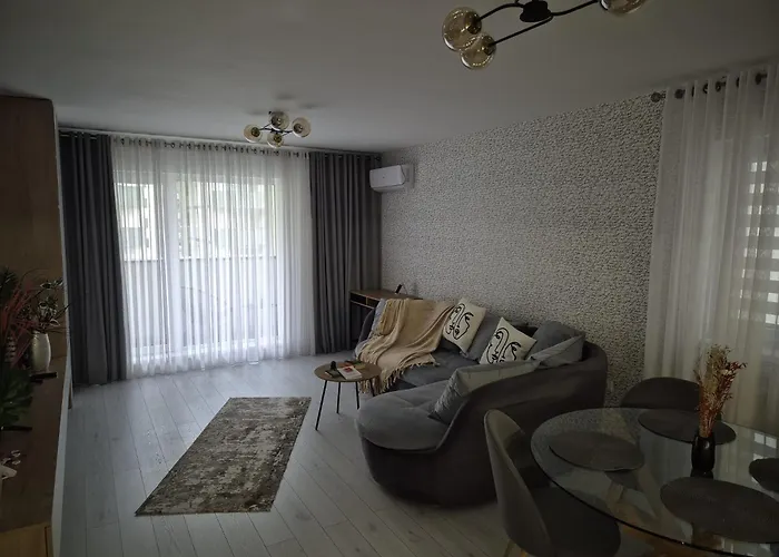 Flh - Coresi - Balcony & Free Parking Near Coresi Mall * Braşov